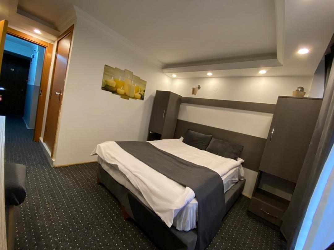 Idyllic Taksim Hotel Istanbul Bagian luar foto