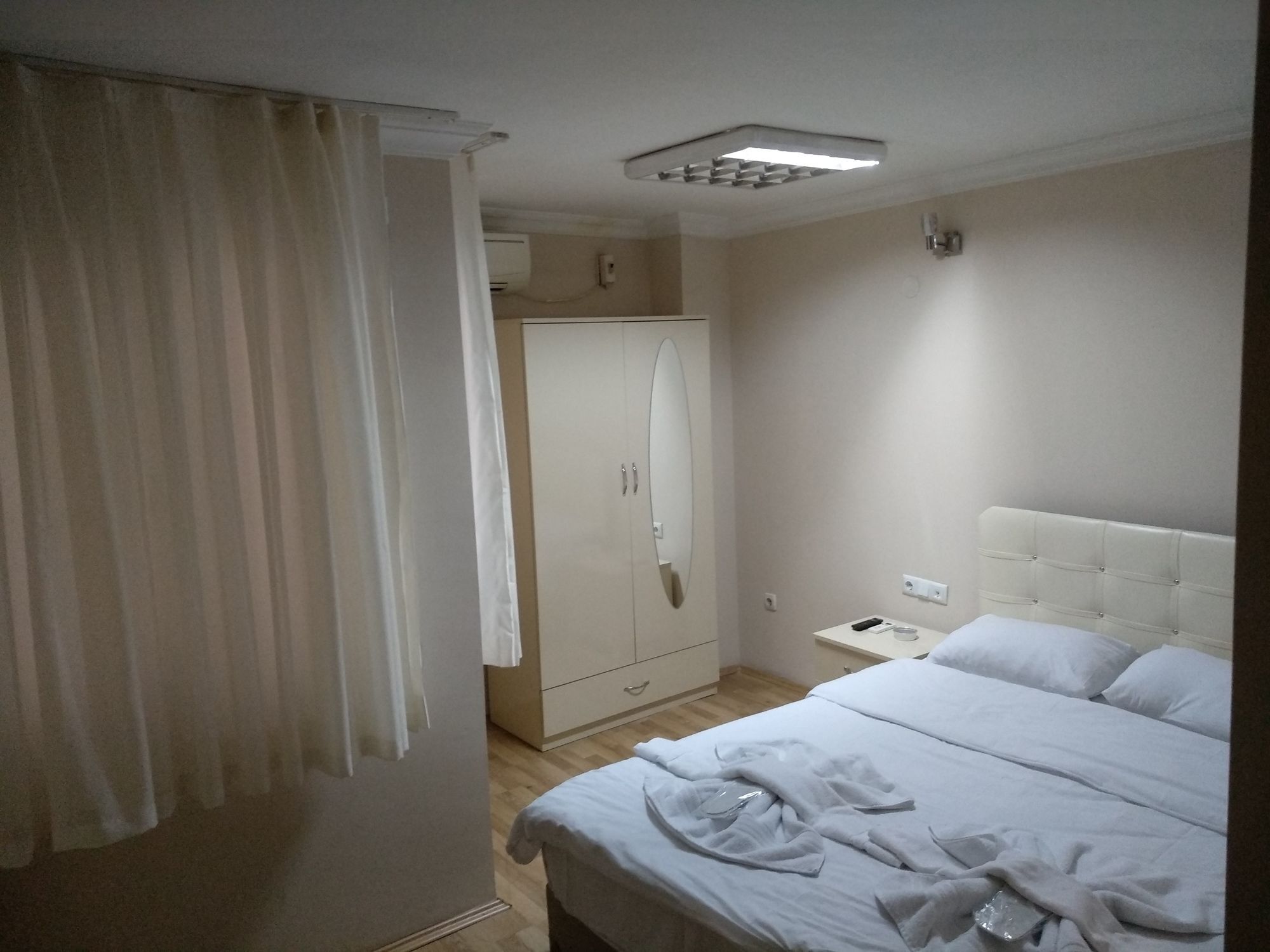 Idyllic Taksim Hotel Istanbul Bagian luar foto