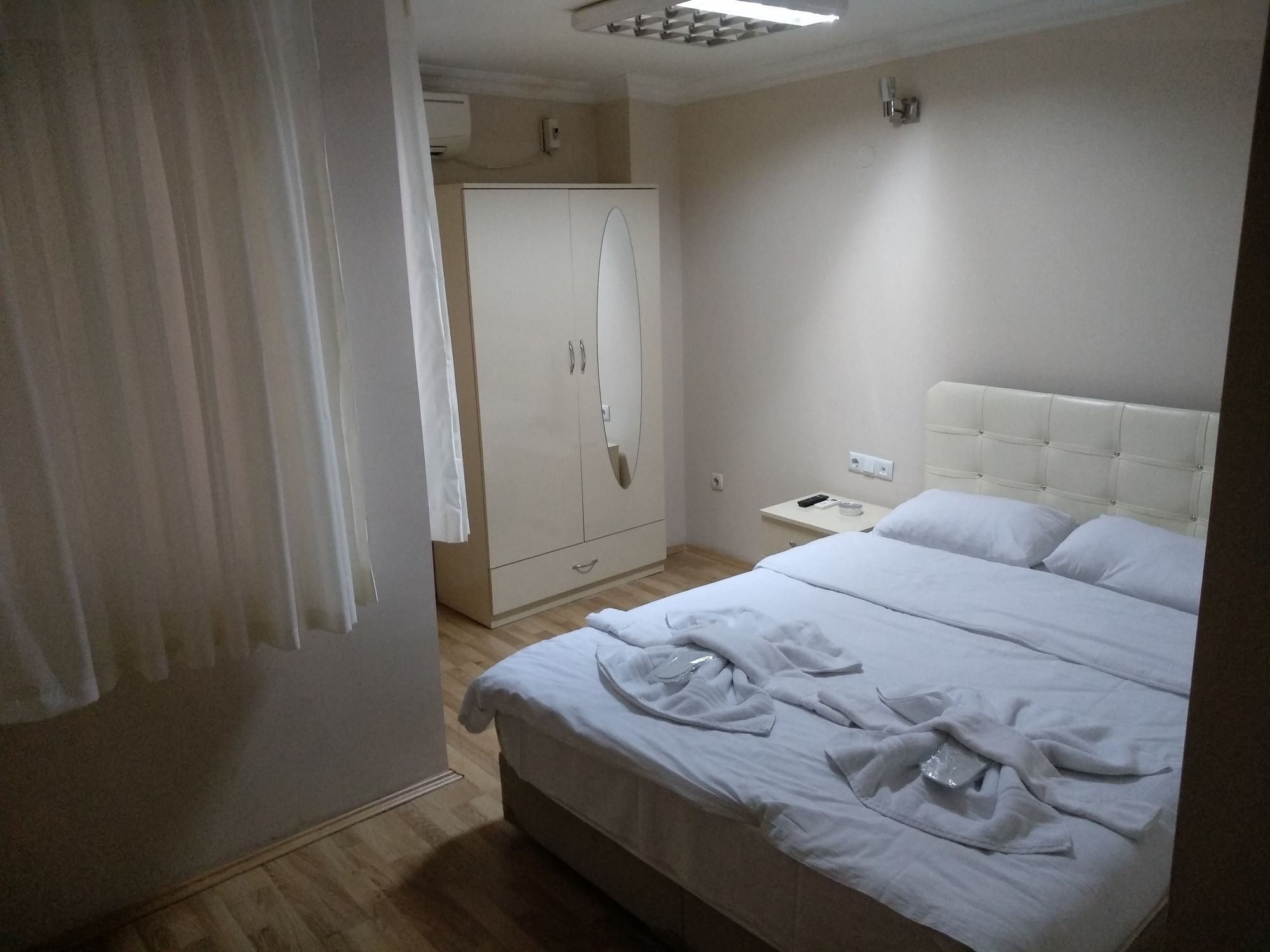 Idyllic Taksim Hotel Istanbul Bagian luar foto